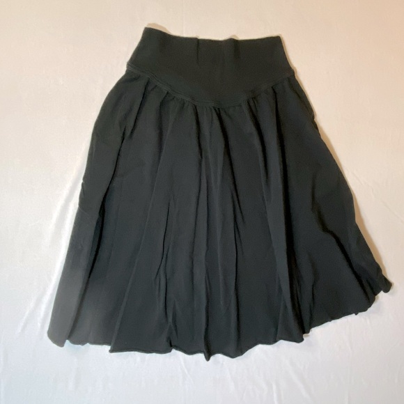 Talula - Black Below the Knee Length Skirt - Picture 1 of 5